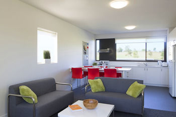 Western Sydney University Village-Campbelltown Campus - Tourism Caloundra 3