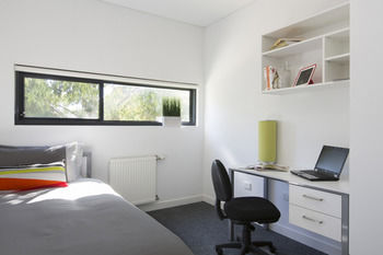 Western Sydney University Village-Campbelltown Campus - Tourism Caloundra 4
