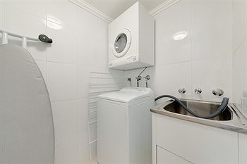 Wyndel Apartments - Herbert - Tourism Caloundra 3