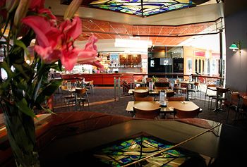 Matthew Flinders Hotel - Tourism Caloundra 3
