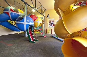 Matthew Flinders Hotel - Tourism Caloundra 7