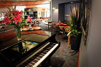 Matthew Flinders Hotel - Tourism Caloundra 26