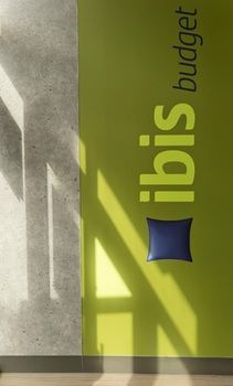 Ibis Budget Fawkner - Tourism Caloundra 0