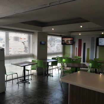 Ibis Budget Fawkner - Tourism Caloundra 8