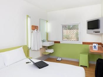 Ibis Budget Fawkner - Tourism Caloundra 24