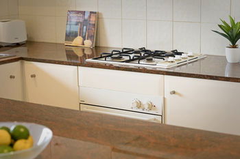 Apartments @ Kew Walpole Gardens - Kew Serviced Townhouses - Tourism Caloundra 5