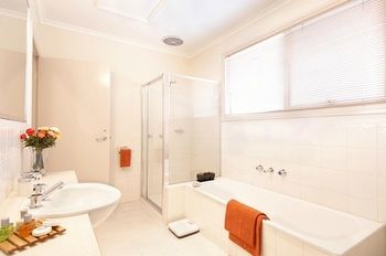 Apartments @ Kew Walpole Gardens - Kew Serviced Townhouses - Tourism Caloundra 17