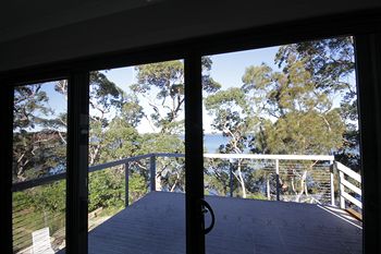 The Edgewater Bed & Breakfast - Tourism Caloundra 1