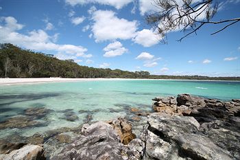 The Edgewater Bed & Breakfast - Tourism Caloundra 4