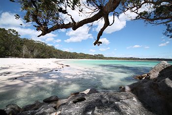 The Edgewater Bed & Breakfast - Tourism Caloundra 6