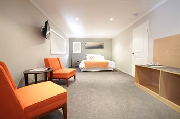 The Edgewater Bed & Breakfast - Tourism Caloundra 29