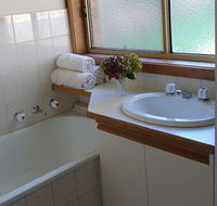 Australian Home Away  Doncaster Andersons Creek 2 - Tourism Caloundra