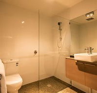 Orange Serviced Apartment - Tourism Caloundra