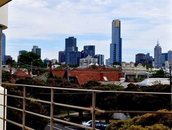 Albert Road Serviced Apartments - Tourism Caloundra 6