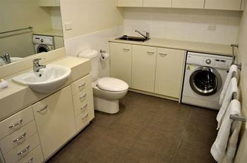 Albert Road Serviced Apartments - Tourism Caloundra 10