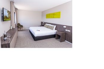 Ibis Styles The Entrance - Tourism Caloundra 1