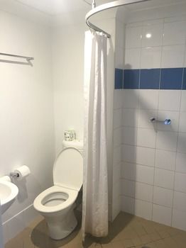 Ibis Budget Casula Liverpool - Tourism Caloundra 2