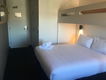 Ibis Budget Casula Liverpool - Tourism Caloundra 14