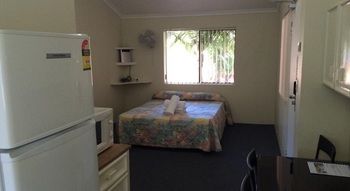 El Lago Waters Tourist Park - Tourism Caloundra 4