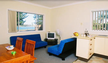 El Lago Waters Tourist Park - Tourism Caloundra 7