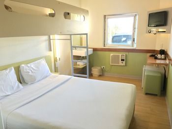 Ibis Budget Campbelltown - Tourism Caloundra 8