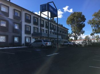 Ibis Budget Campbelltown - Tourism Caloundra 14