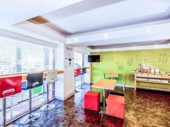 Ibis Budget Campbelltown - Tourism Caloundra 32