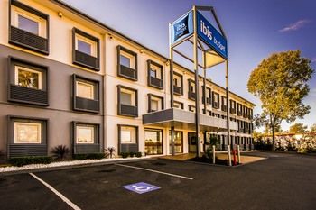 Ibis Budget Campbelltown - Tourism Caloundra 37