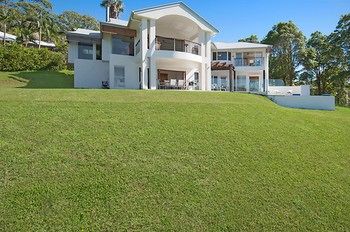 Alexandria Retreat - Tourism Caloundra 1