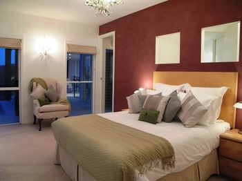 Alexandria Retreat - Tourism Caloundra 12