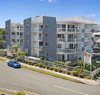 Sandy Shores Luxury Holiday Units - Tourism Caloundra