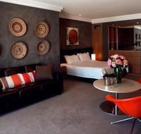 Hotel Ravesis - Tourism Caloundra