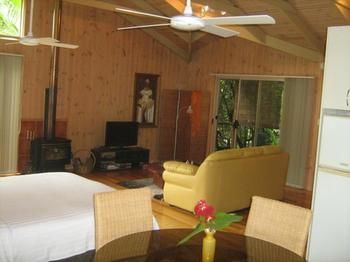 Belle's At Montville - Tourism Caloundra 9