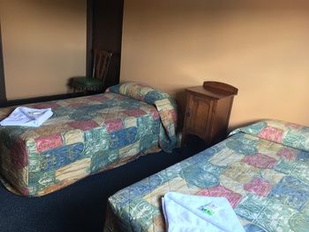 Strathfield Hotel - Tourism Caloundra 39