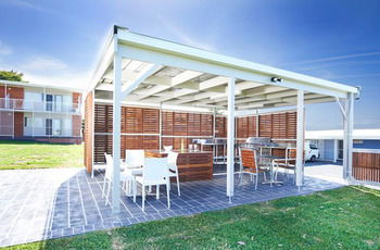 Harbourview Serviced Apartments - Tourism Caloundra 1