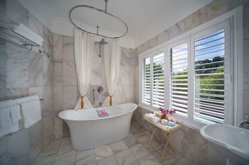 Katoomba Manor - Tourism Caloundra 11