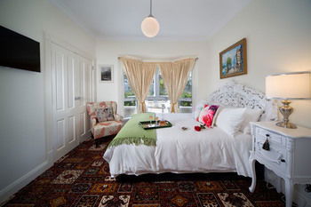 Katoomba Manor - Tourism Caloundra 12