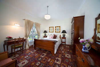 Katoomba Manor - Tourism Caloundra 13