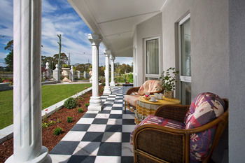 Katoomba Manor - Tourism Caloundra 20