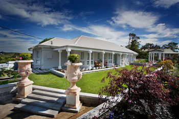 Katoomba Manor - Tourism Caloundra 21