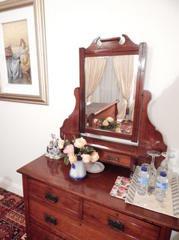 Katoomba Manor - Tourism Caloundra 36