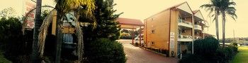 Ulladulla Harbour Motel - Tourism Caloundra 1