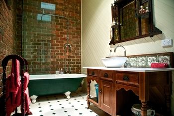 Holly Lane Mews - Tourism Caloundra 1