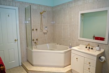 Holly Lane Mews - Tourism Caloundra 2