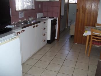 Glenwood Tourist Park & Motel - Tourism Caloundra 4