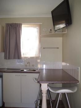 Glenwood Tourist Park & Motel - Tourism Caloundra 10