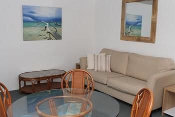 Chez Noosa Resort Motel - Tourism Caloundra 1