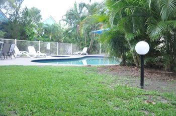 Chez Noosa Resort Motel - Tourism Caloundra 10