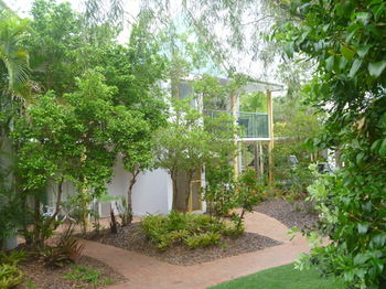 Chez Noosa Resort Motel - Tourism Caloundra 12