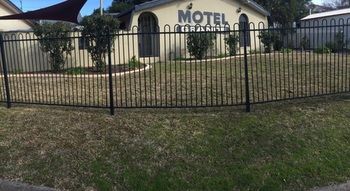 Motel Grande Tamworth - Tourism Caloundra 24
